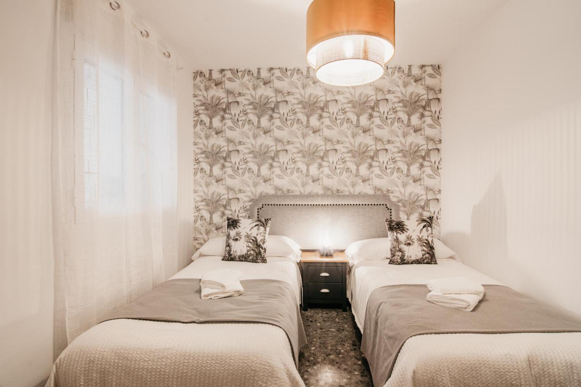 Tuguest Maria Luisa Apartment - Free Parking Granada Exterior photo